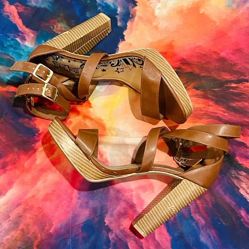 Brash Platform Sandals